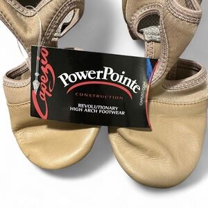 Capezio Pedini Femme Jazz Shoes, Size 4.5